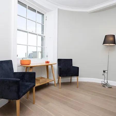 Joivy Splendid Apartment In New Town Edinburgh Exterior photo